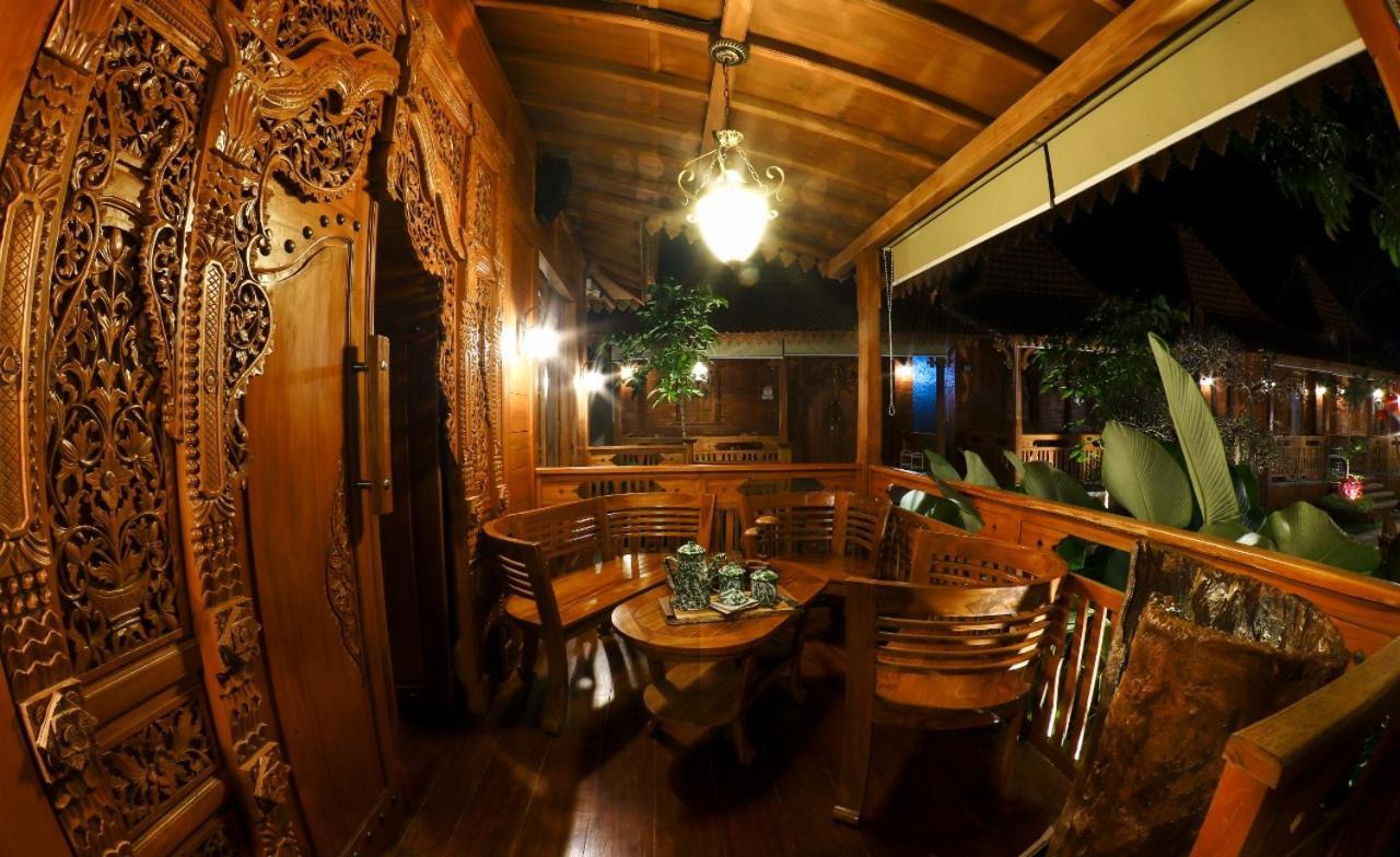 Joglo Jawa Jepara Exterior foto