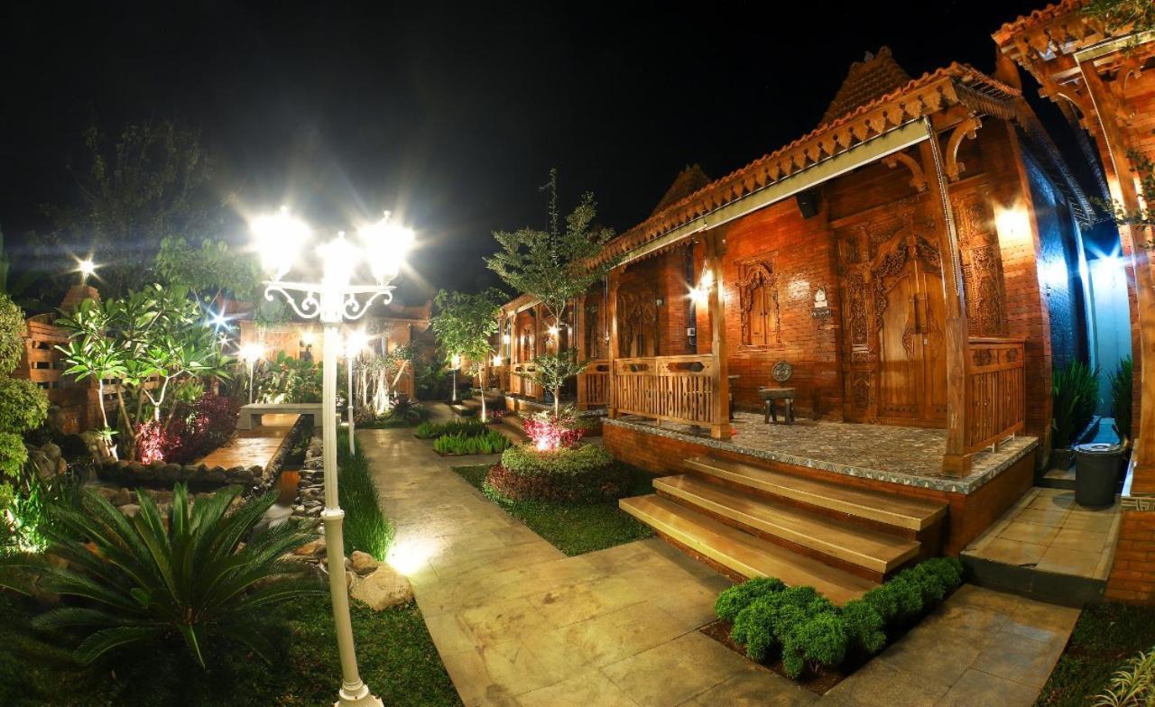 Joglo Jawa Jepara Exterior foto